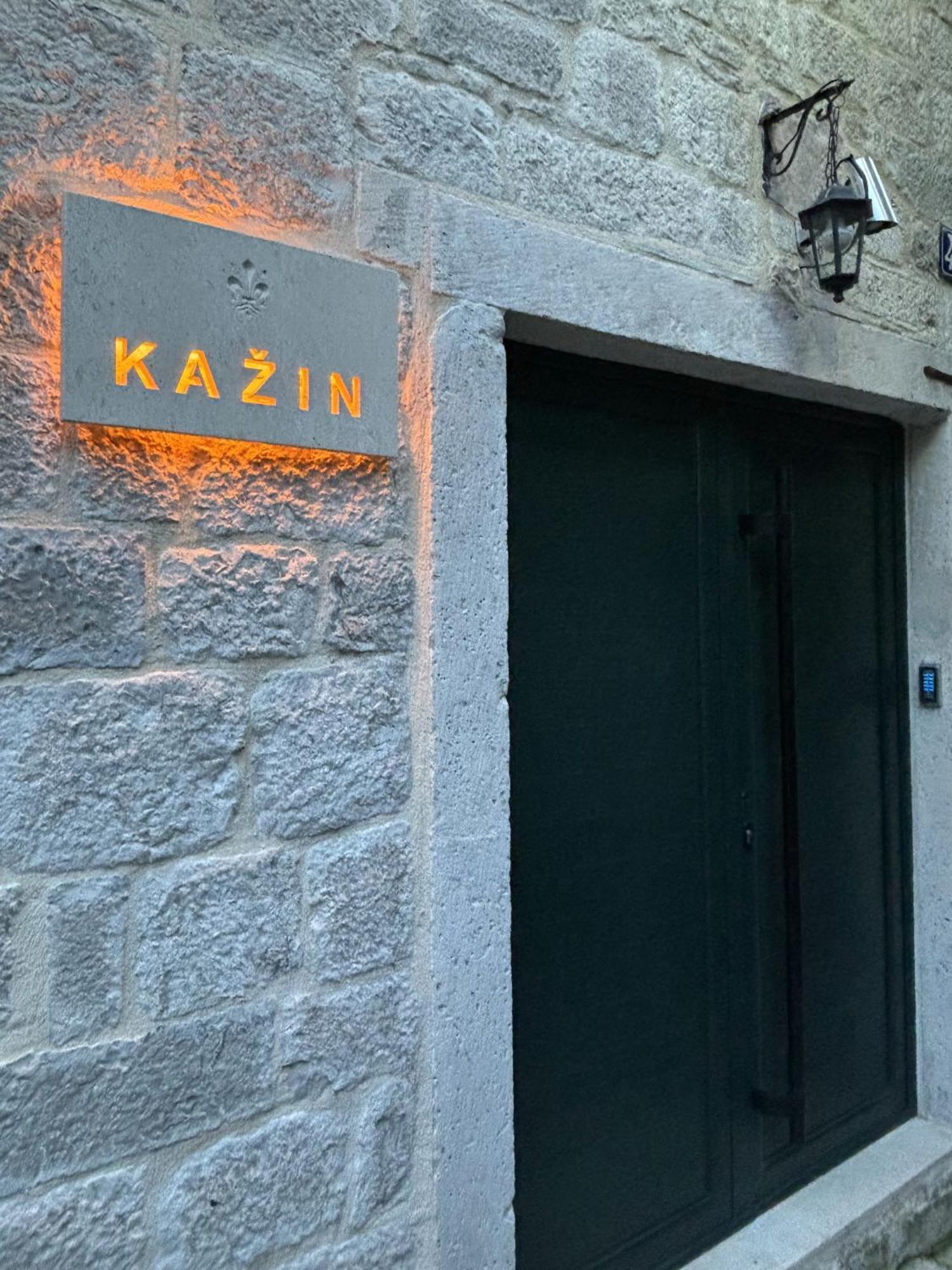 Hotel Kazin Supreme Kotor Exterior foto