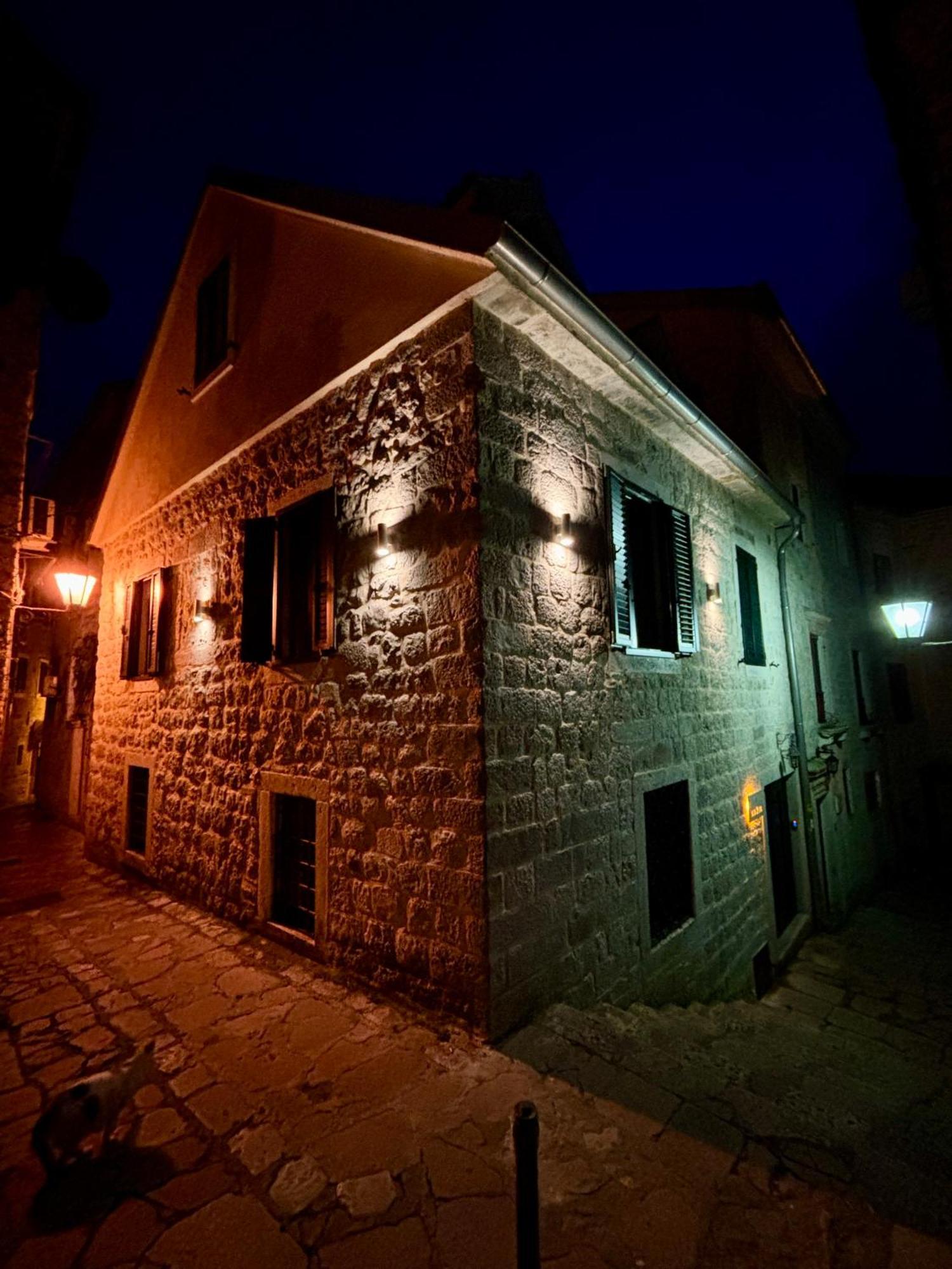 Hotel Kazin Supreme Kotor Exterior foto